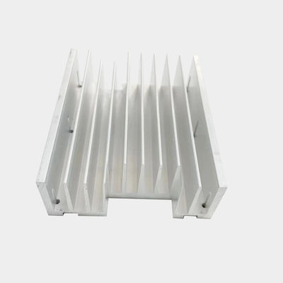 قطعات ماشینکاری CNC سفارشی شده فلز های خنک کننده آلومینیومی ماشینکاری CNC 5mm Fin Height 2mm Fin Pitch