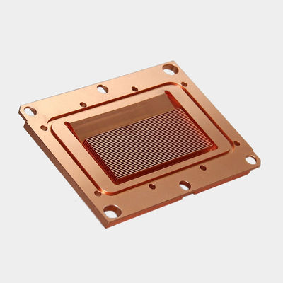 فشرده سازی برقی با تراکم بالا Skiving Fin حرارتی سینک مایع خنک کننده بلوک CNC ماشینکاری CPU خنک کننده حرارتی سینک